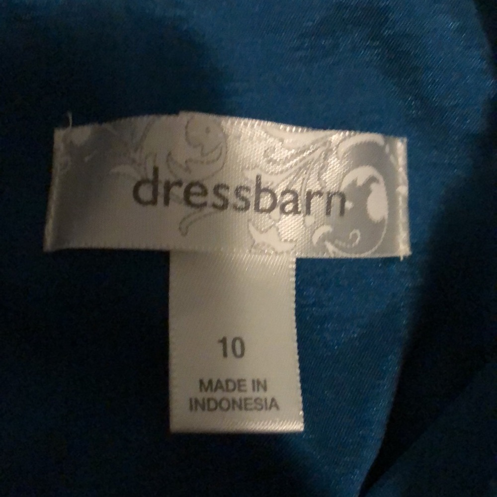 Dress - Picture 4 of 16